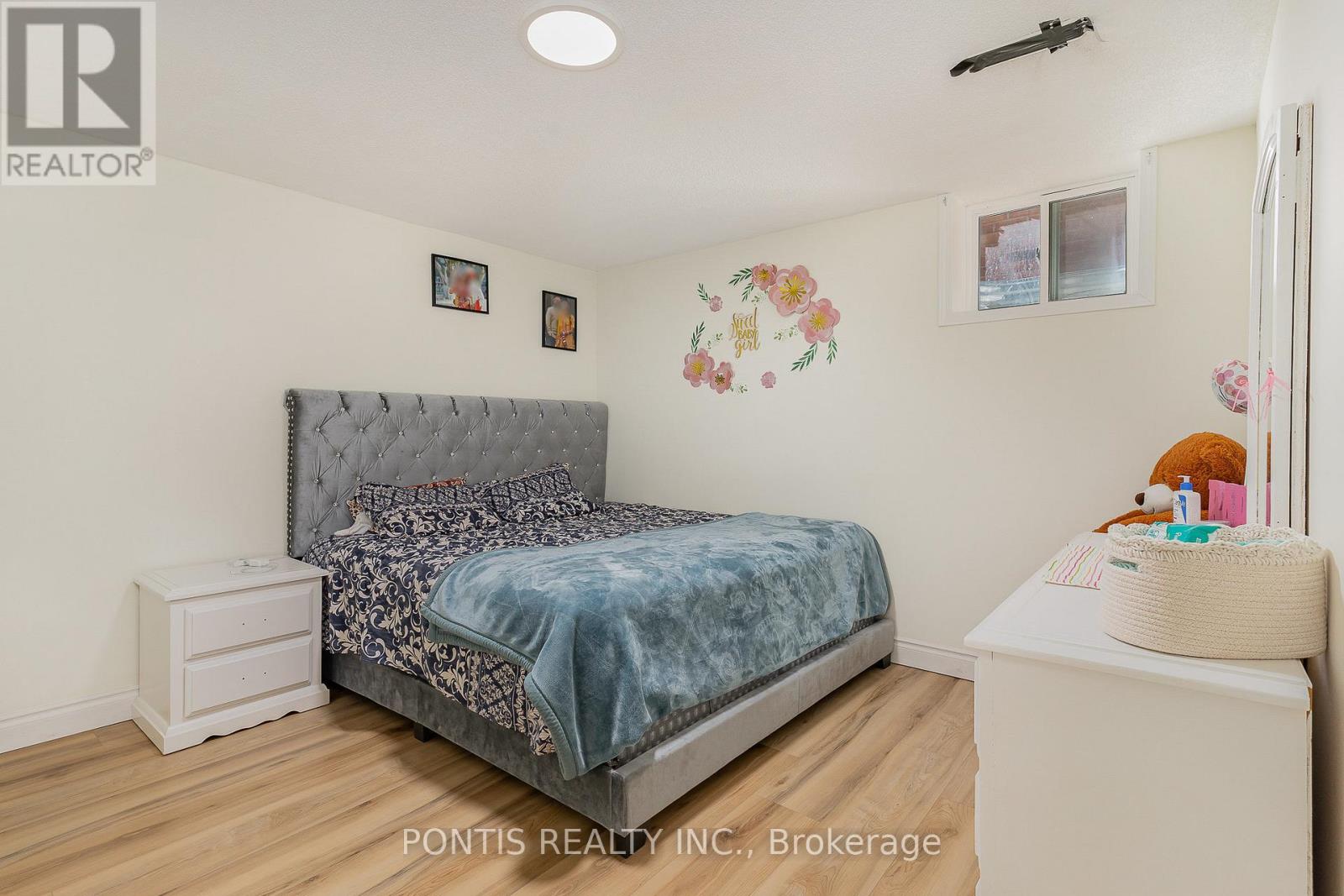 72 Vanwood Crescent, Brampton, Ontario L6P 2X3 - Photo 39 - W12553616