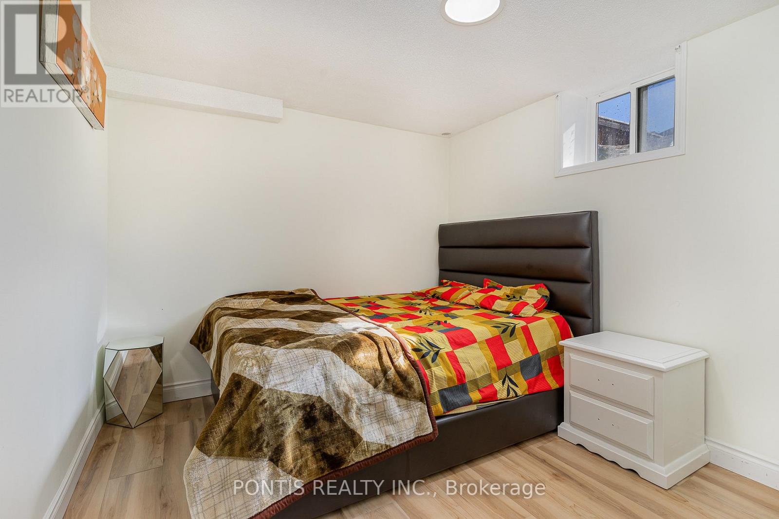 72 Vanwood Crescent, Brampton, Ontario L6P 2X3 - Photo 41 - W12553616