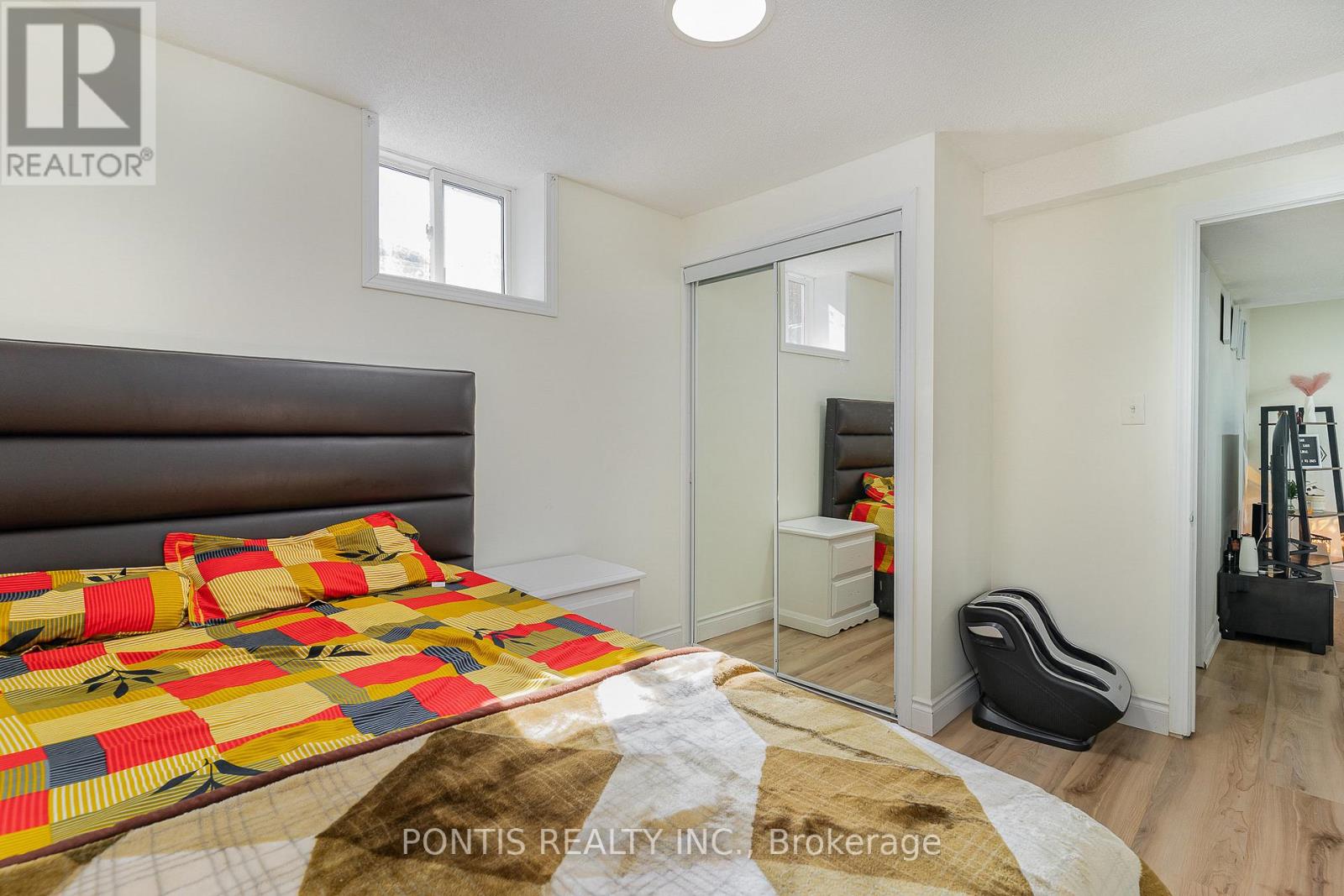 72 Vanwood Crescent, Brampton, Ontario L6P 2X3 - Photo 42 - W12553616