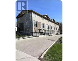 14 - 122 COURTLAND AVENUE E, Kitchener, Ontario