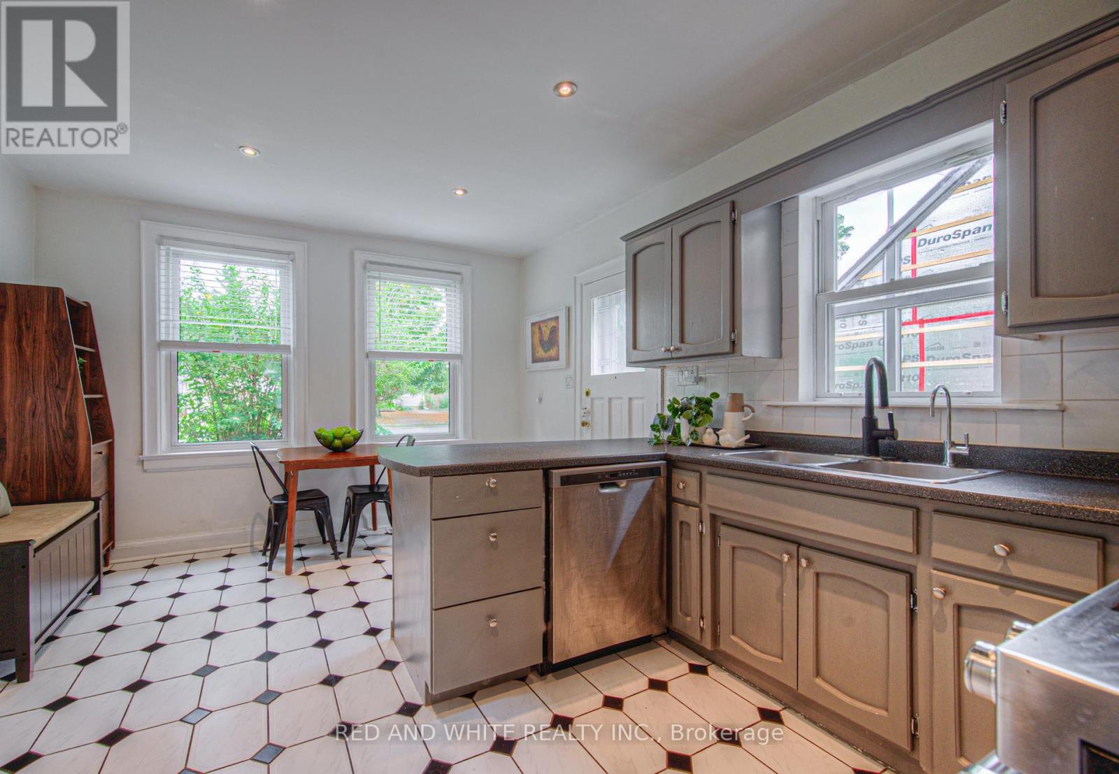 305 Main Street, Cambridge, Ontario N1R 1Y2 - Photo 25 - X12553614