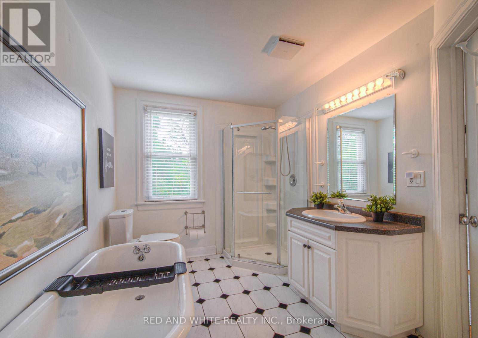 305 Main Street, Cambridge, Ontario N1R 1Y2 - Photo 33 - X12553614