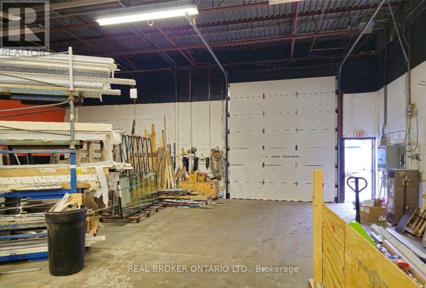 5 & 6 - 94 Dunkirk Road, St. Catharines, Ontario L2P 3H4 - Photo 6 - X12553618