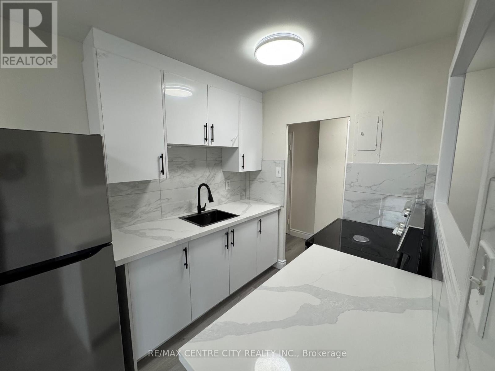 206 - 1830 Dumont Street, London East, Ontario N5W 2S1 - Photo 6 - X12553626