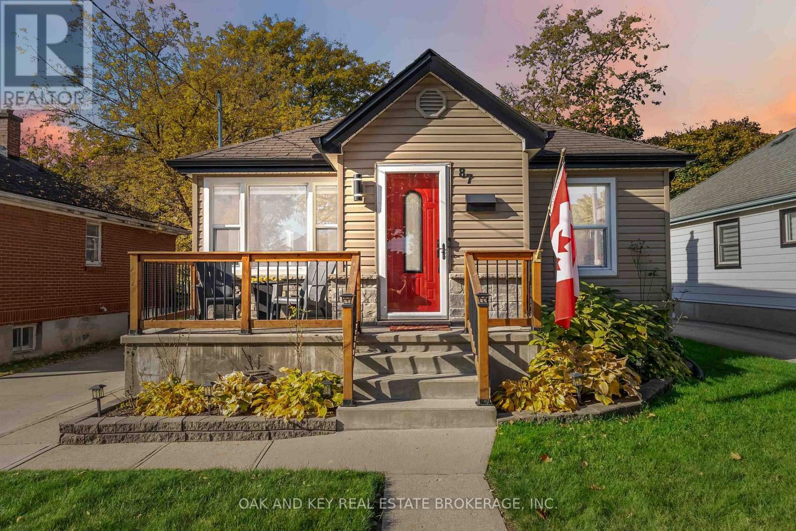 87 ELGIN STREET, London East, Ontario