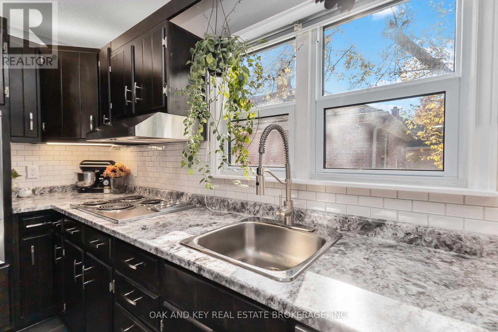 87 Elgin Street, London East, Ontario  N5Z 2T4 - Photo 20 - X12553630