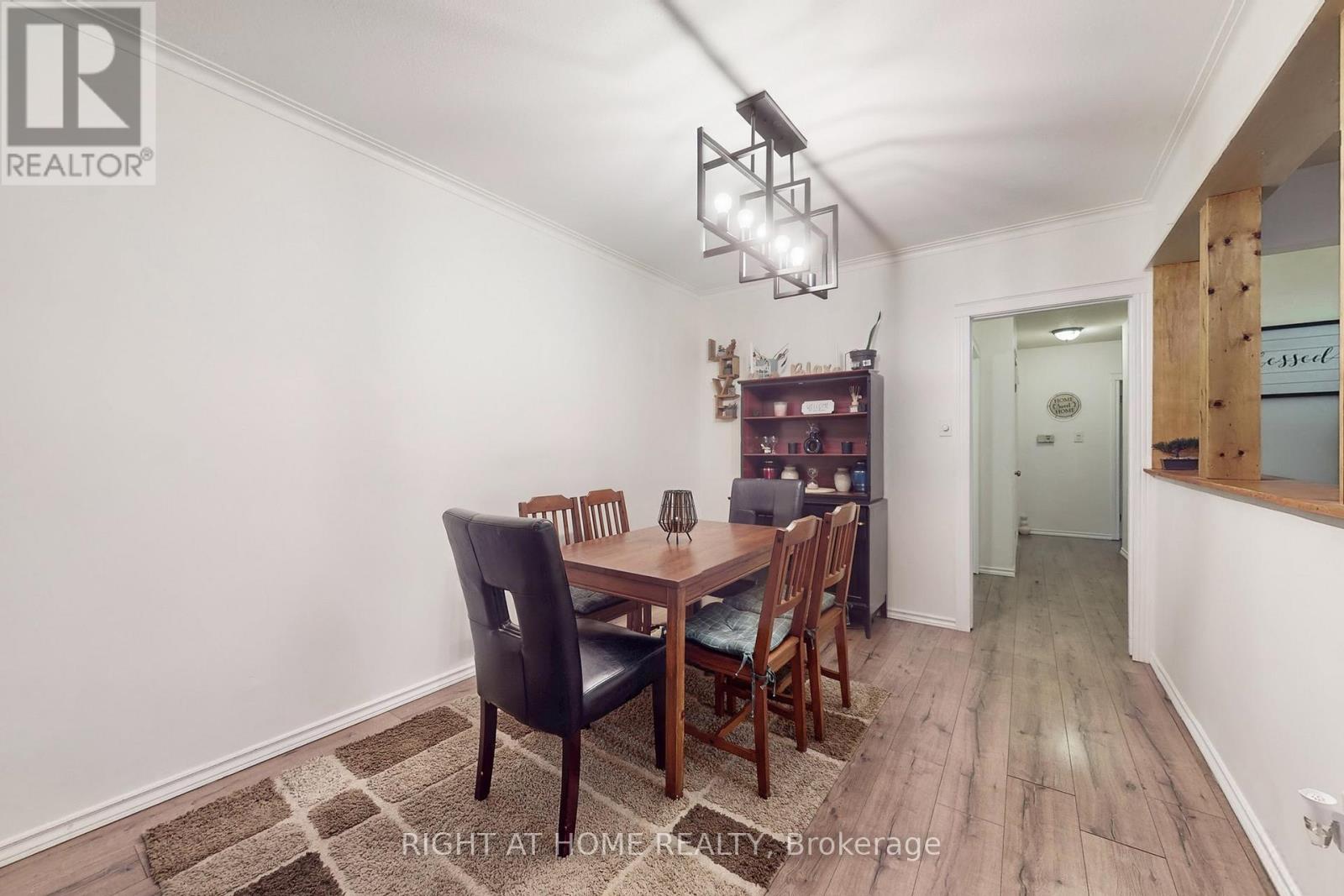 125 Fortrose Crescent, Toronto, Ontario  M3A 2H2 - Photo 11 - C12553628