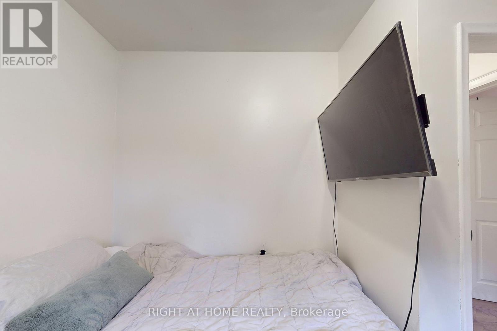 125 Fortrose Crescent, Toronto, Ontario  M3A 2H2 - Photo 24 - C12553628