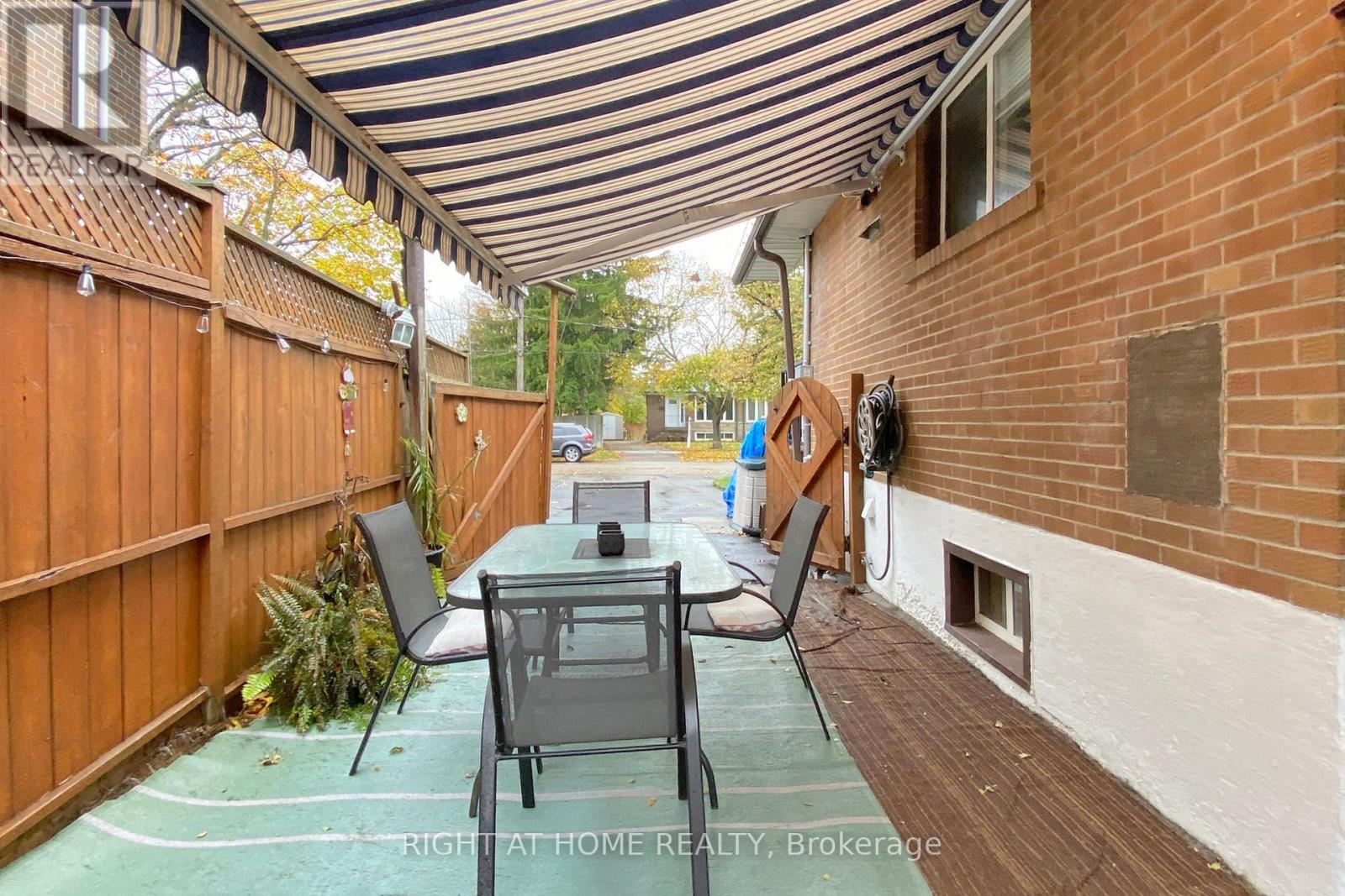 125 Fortrose Crescent, Toronto, Ontario  M3A 2H2 - Photo 33 - C12553628