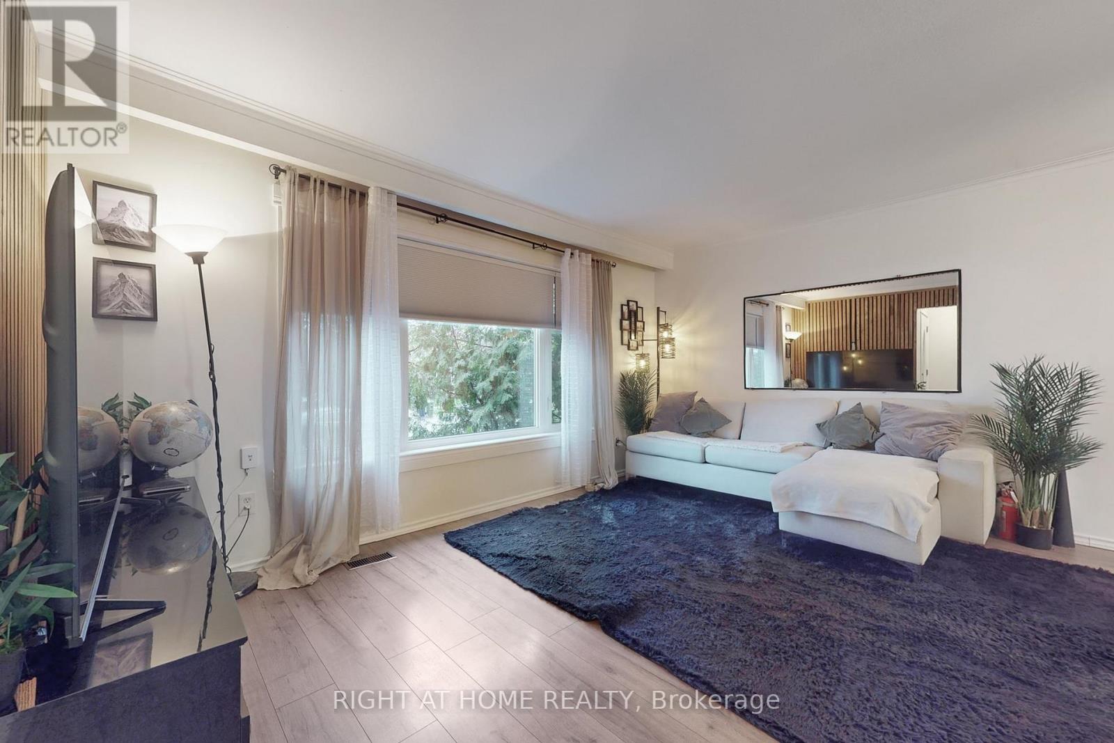 125 Fortrose Crescent, Toronto, Ontario  M3A 2H2 - Photo 8 - C12553628