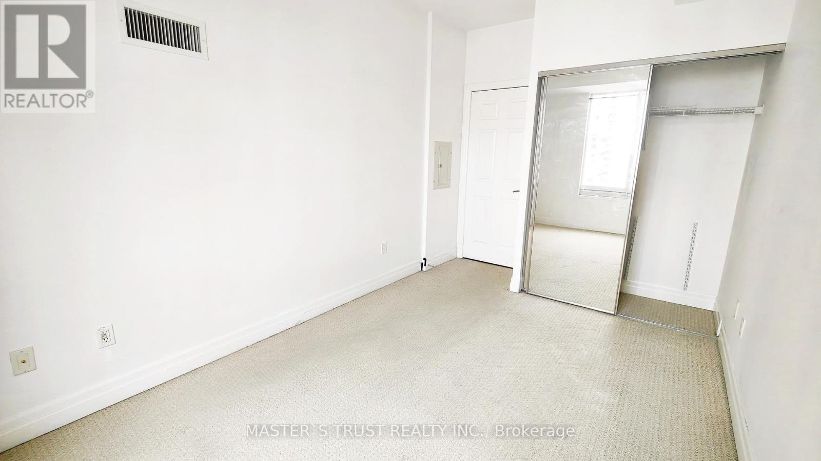 2003 - 35 Balmuto Street, Toronto, Ontario  M4Y 0A3 - Photo 6 - C12553678