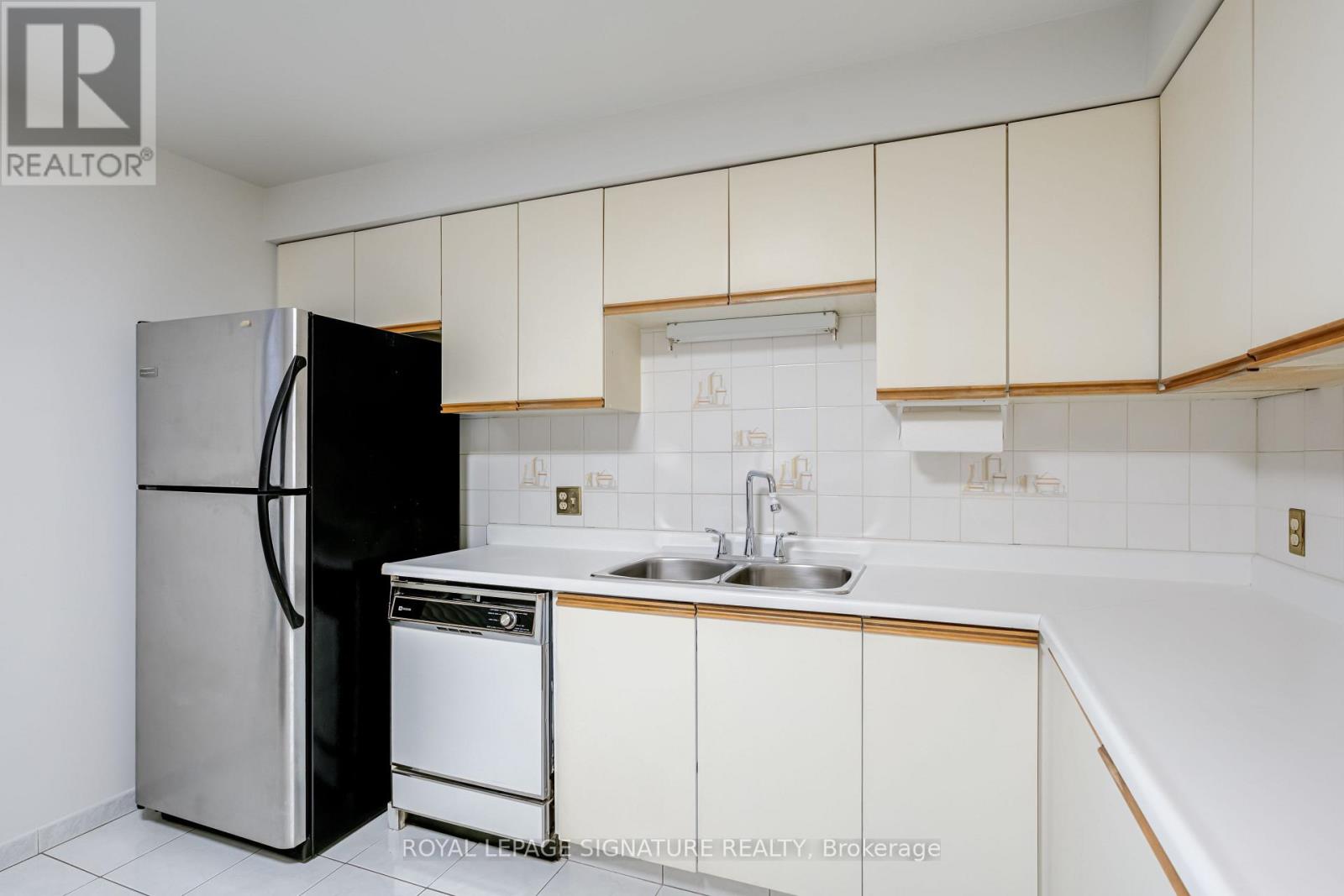 35 Parsonage Drive, Toronto, Ontario  M1B 4J2 - Photo 18 - E12553640