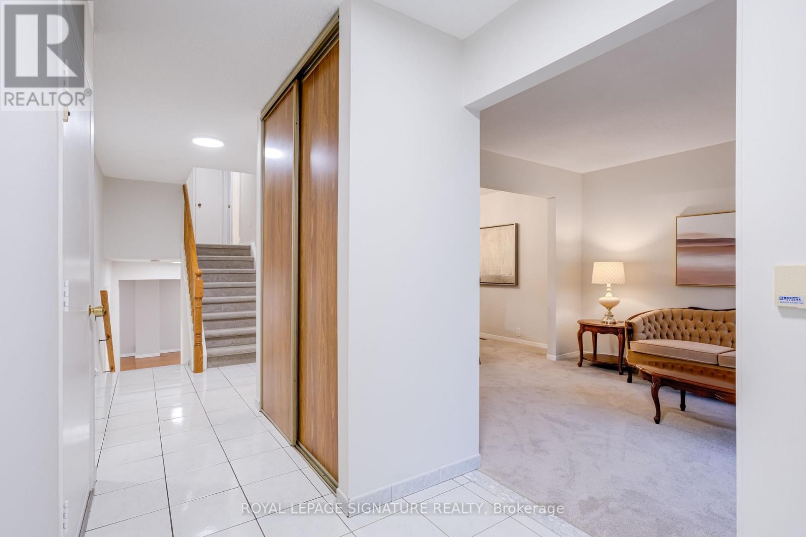 35 Parsonage Drive, Toronto, Ontario  M1B 4J2 - Photo 3 - E12553640