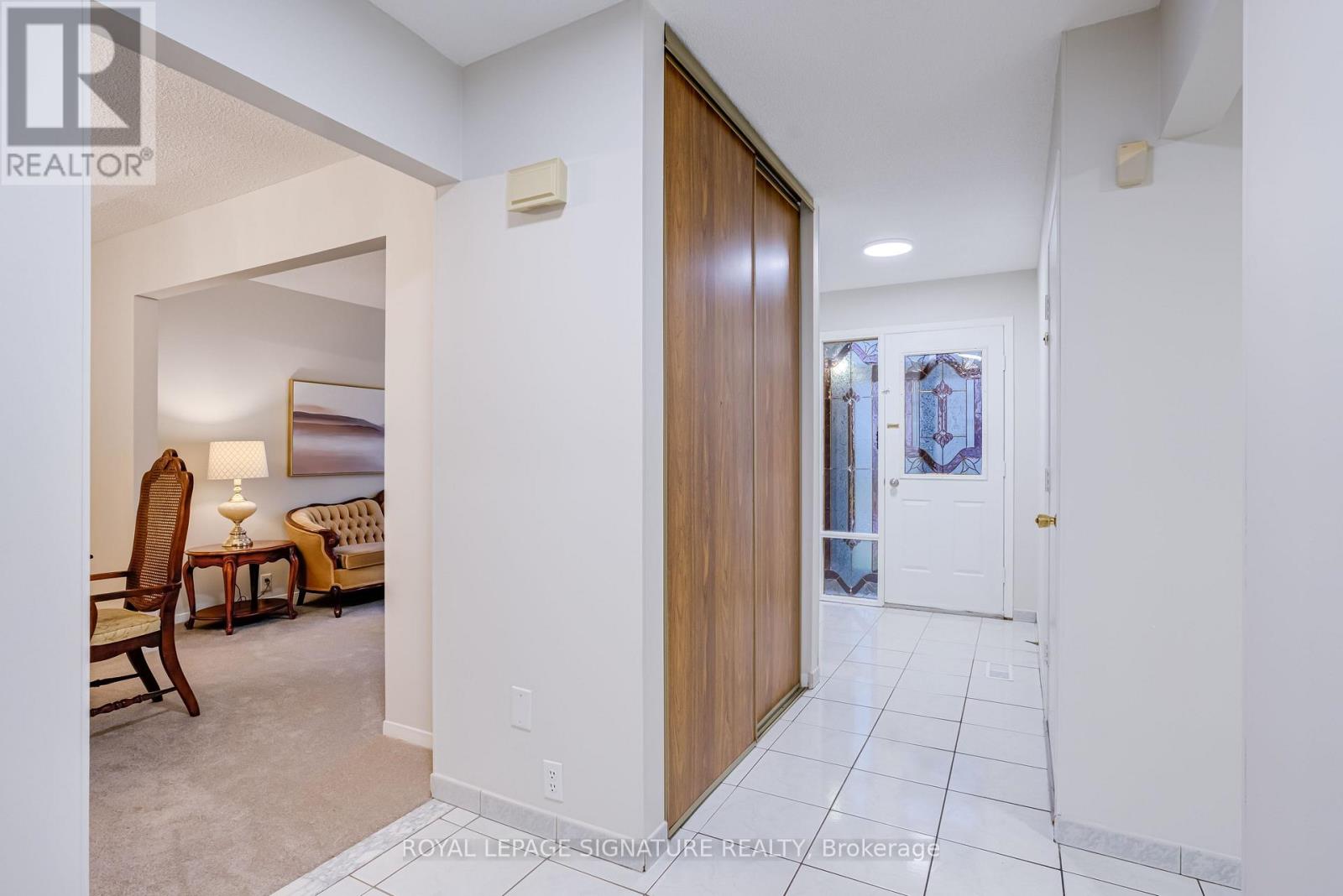 35 Parsonage Drive, Toronto, Ontario  M1B 4J2 - Photo 4 - E12553640