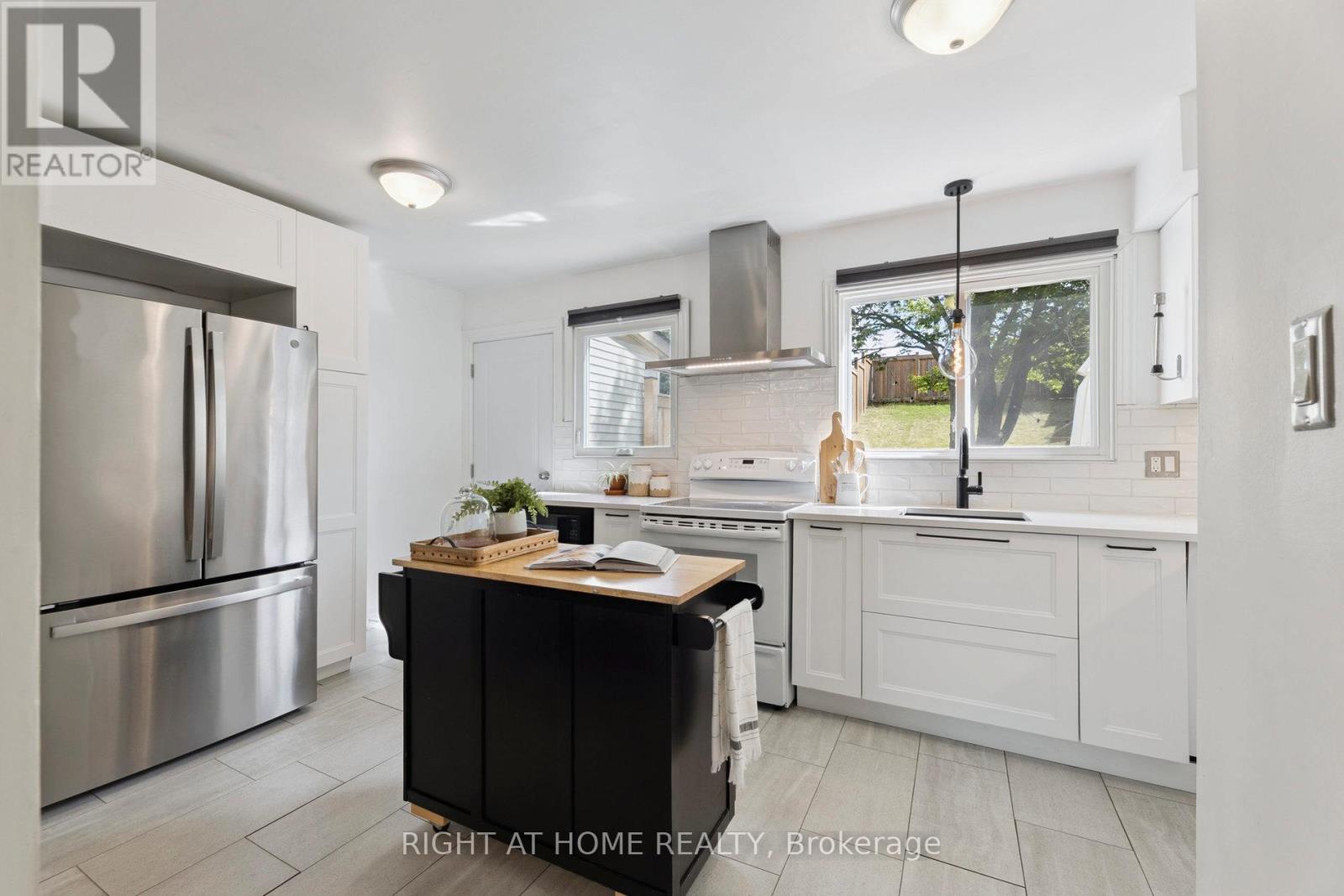 923 Southridge Street, Oshawa, Ontario  L1H 8A4 - Photo 14 - E12553642