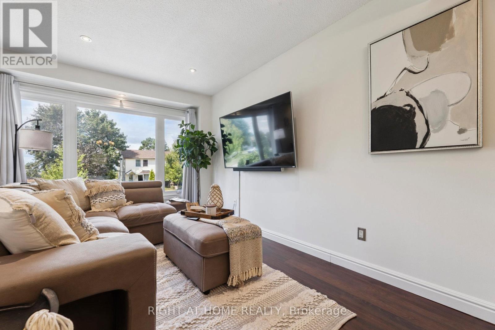 923 Southridge Street, Oshawa, Ontario  L1H 8A4 - Photo 6 - E12553642