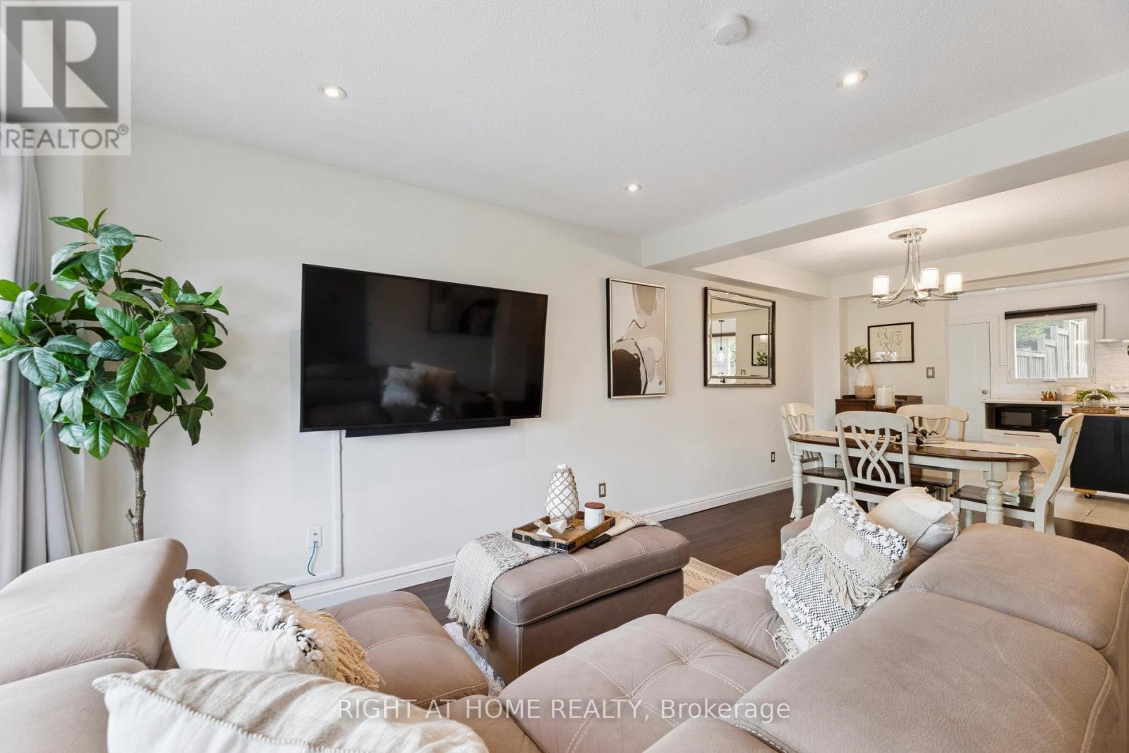 923 Southridge Street, Oshawa, Ontario  L1H 8A4 - Photo 7 - E12553642