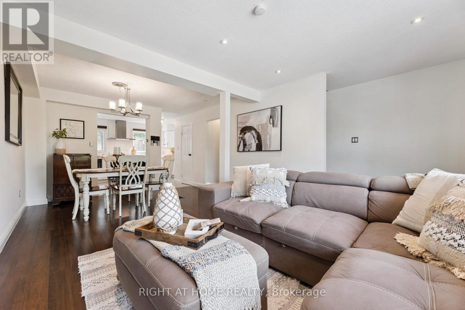 923 Southridge Street, Oshawa, Ontario  L1H 8A4 - Photo 9 - E12553642