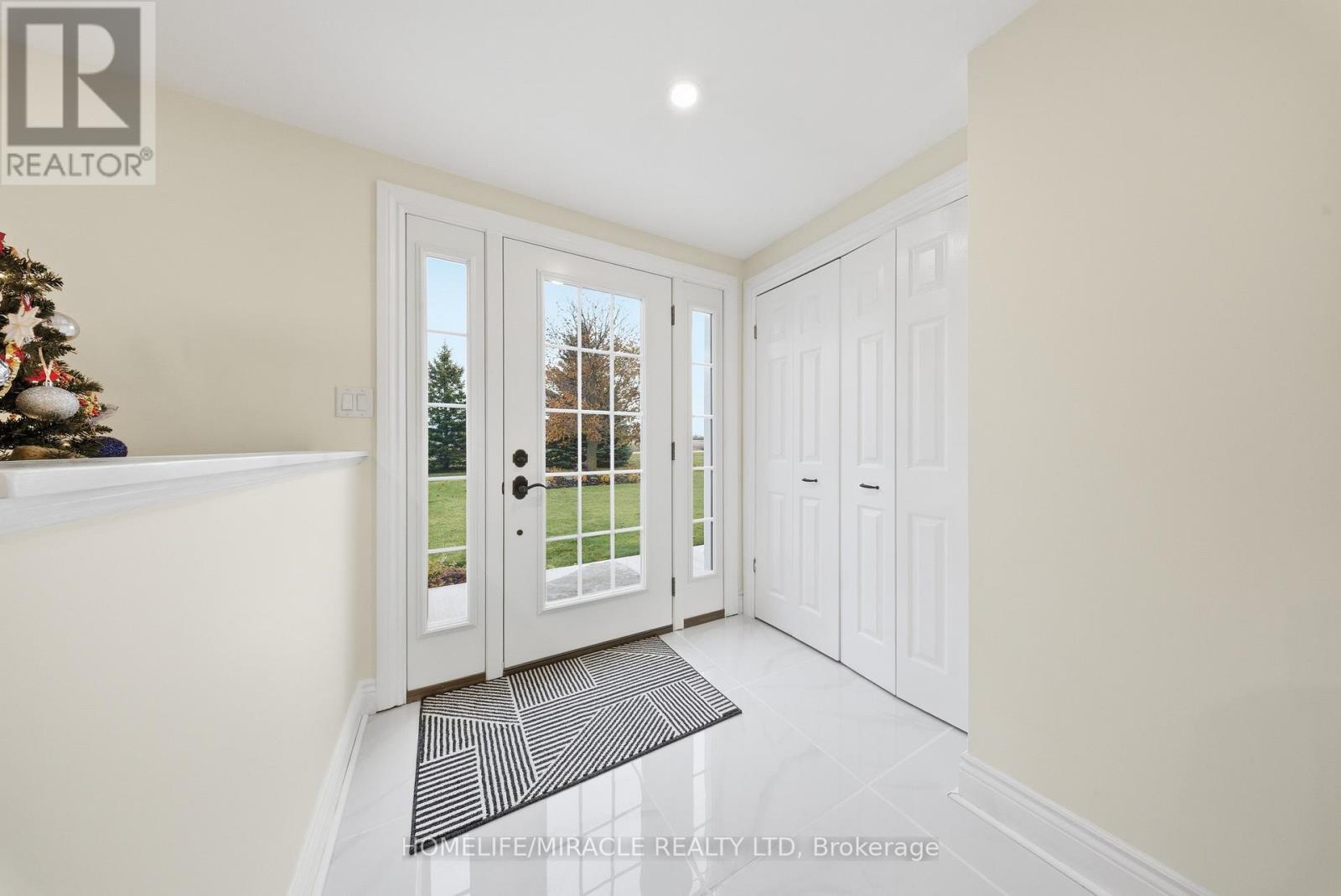 4700 Concession Rd 3, New Tecumseth, Ontario  L9R 1V1 - Photo 5 - N12553632