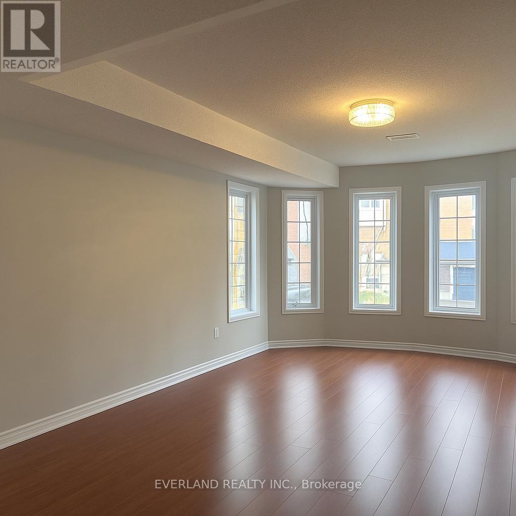 15 Orchid Road, Markham, Ontario  L3T 7T7 - Photo 13 - N12553652