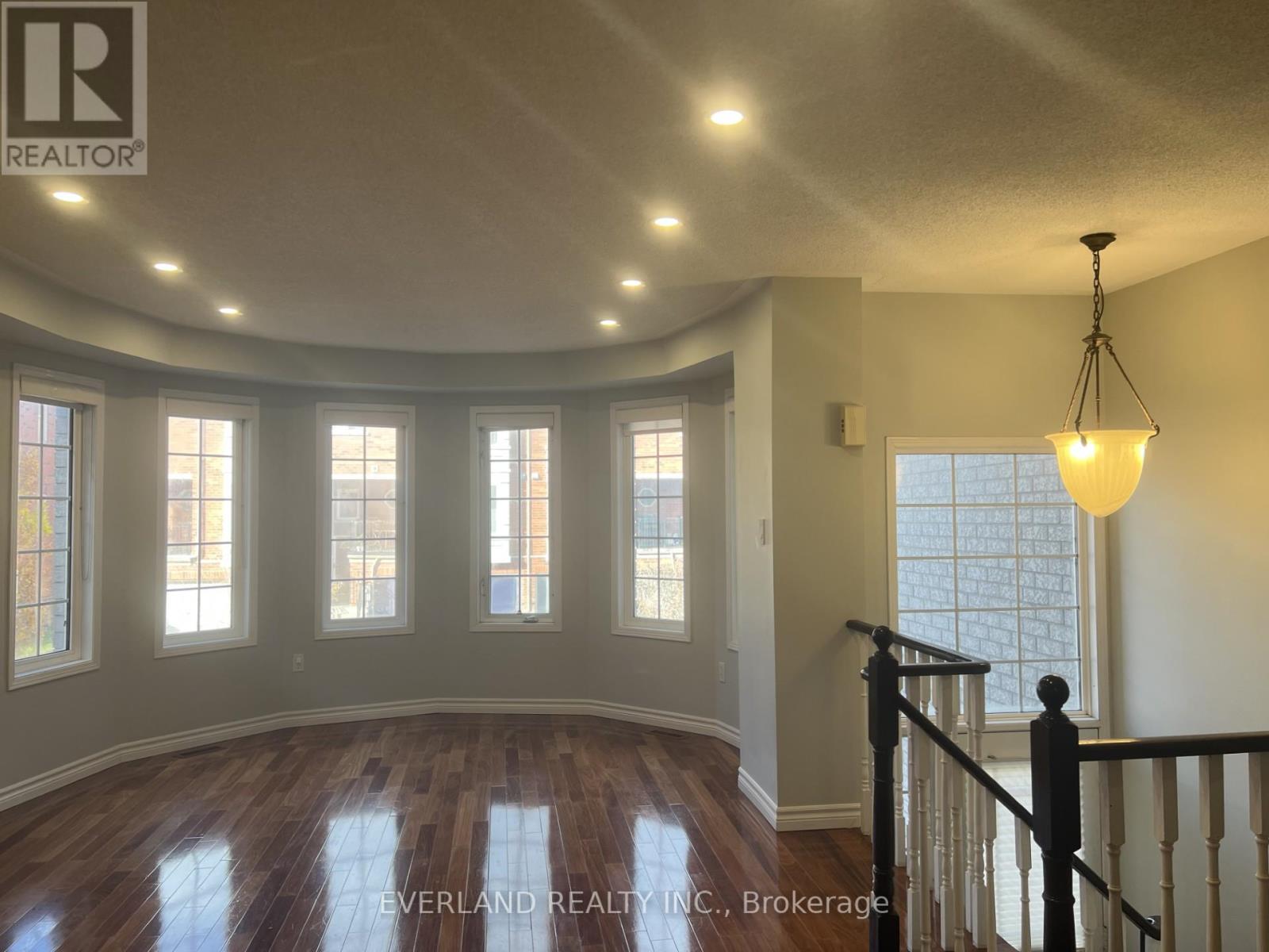 15 Orchid Road, Markham, Ontario  L3T 7T7 - Photo 2 - N12553652