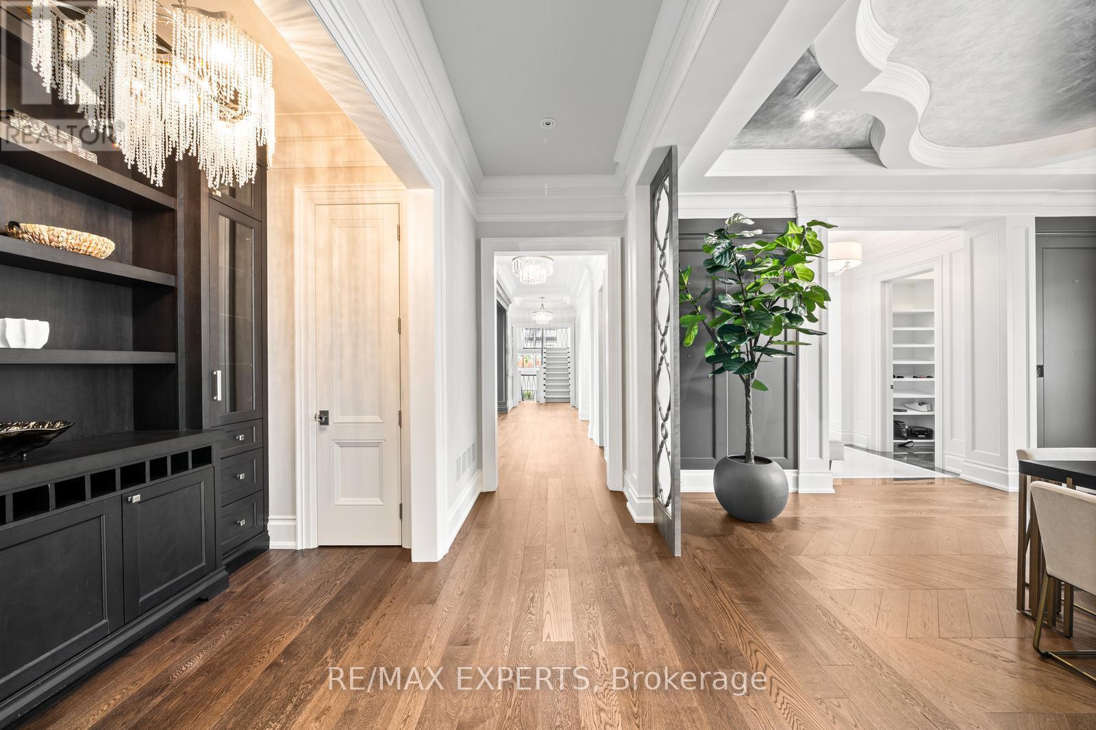 205 Northern Pines Boulevard, Vaughan, Ontario  L4H 4E5 - Photo 9 - N12553670