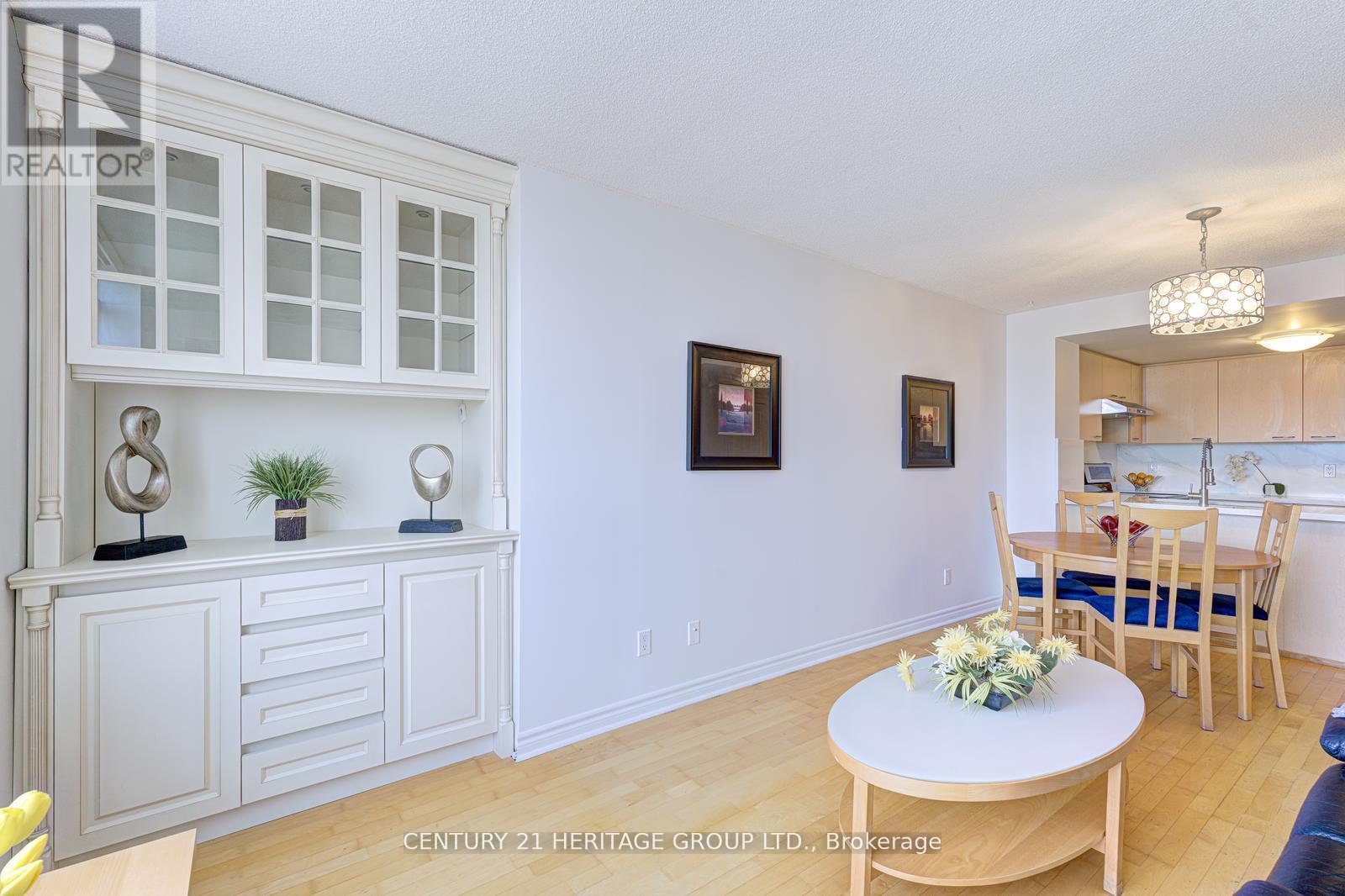 1003 - 130 Pond Drive, Markham, Ontario  L3T 7W5 - Photo 20 - N12553684