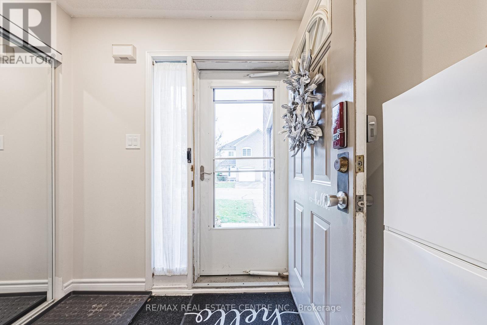 25a - 5205 Glen Erin Drive, Mississauga, Ontario  L5M 5N6 - Photo 7 - W12553634