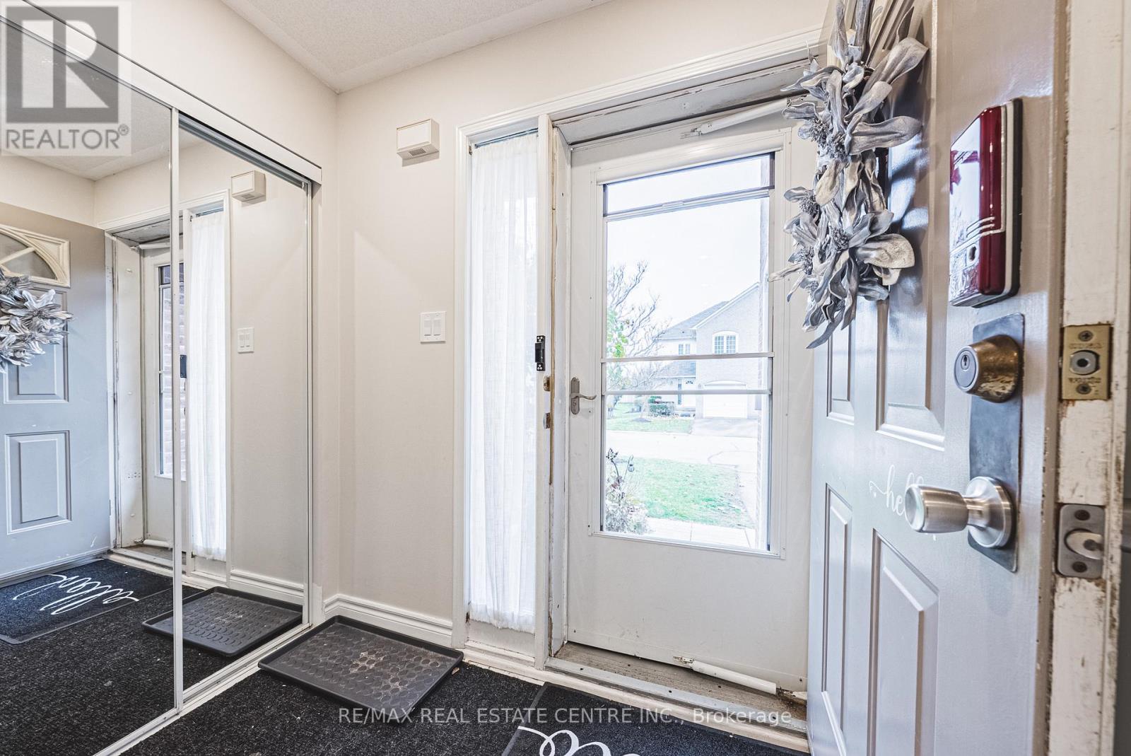 25a - 5205 Glen Erin Drive, Mississauga, Ontario  L5M 5N6 - Photo 8 - W12553634