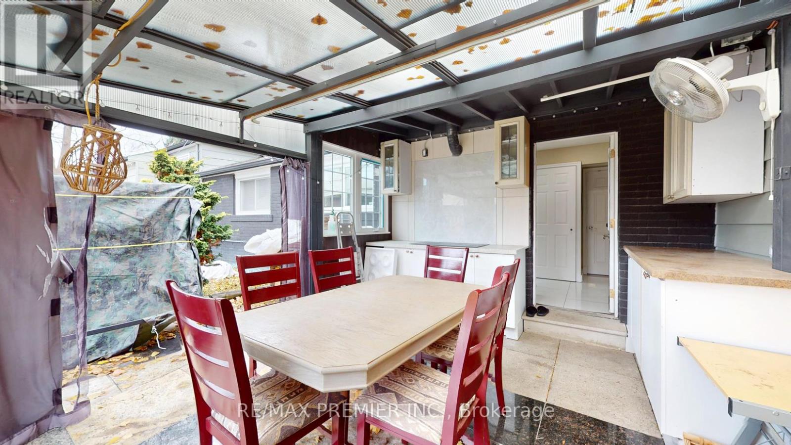 425 Balmoral Drive, Brampton, Ontario  L6T 1W1 - Photo 19 - W12553648