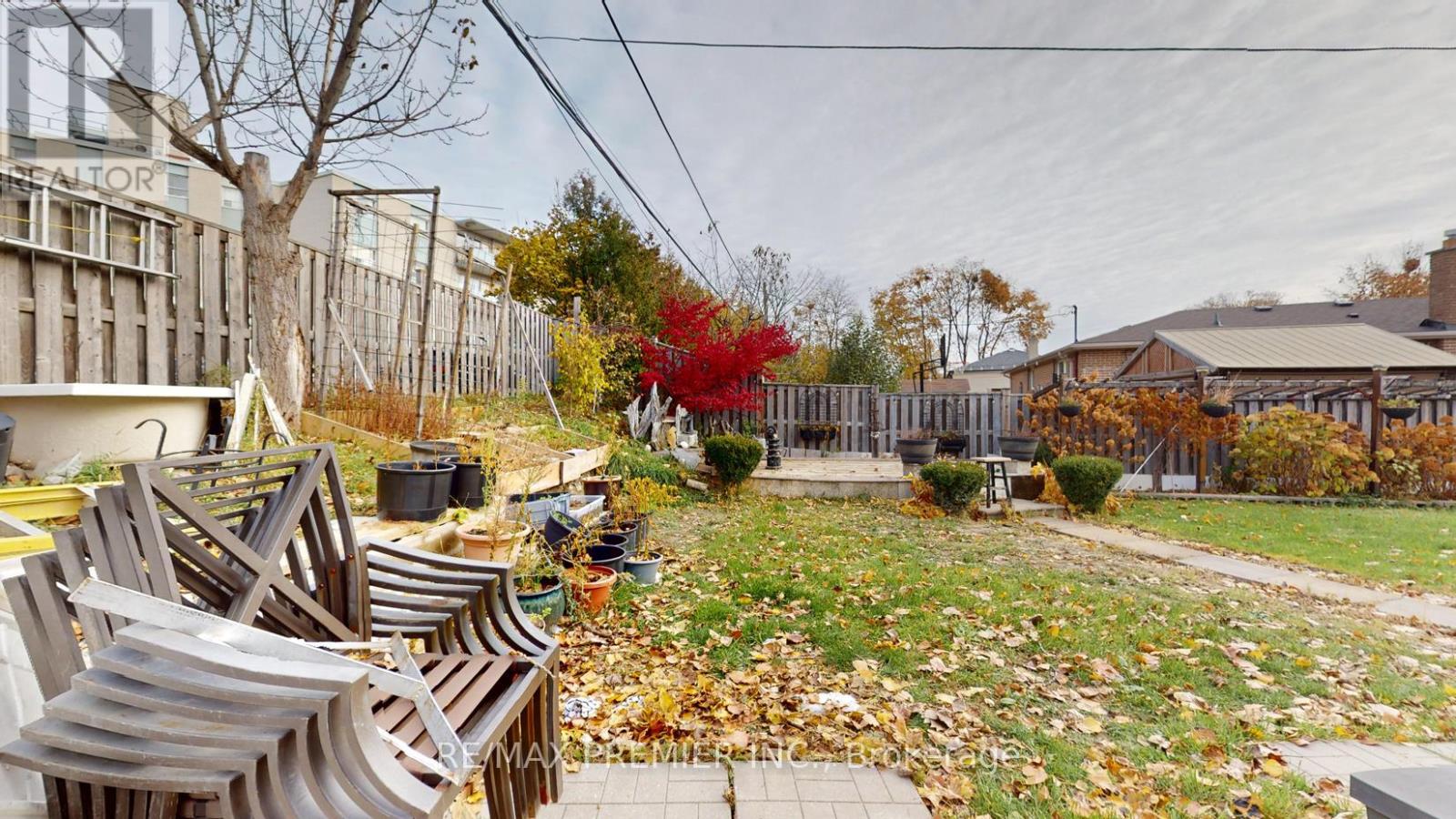 425 Balmoral Drive, Brampton, Ontario  L6T 1W1 - Photo 22 - W12553648