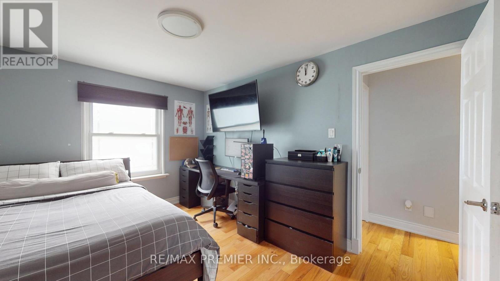 425 Balmoral Drive, Brampton, Ontario  L6T 1W1 - Photo 26 - W12553648