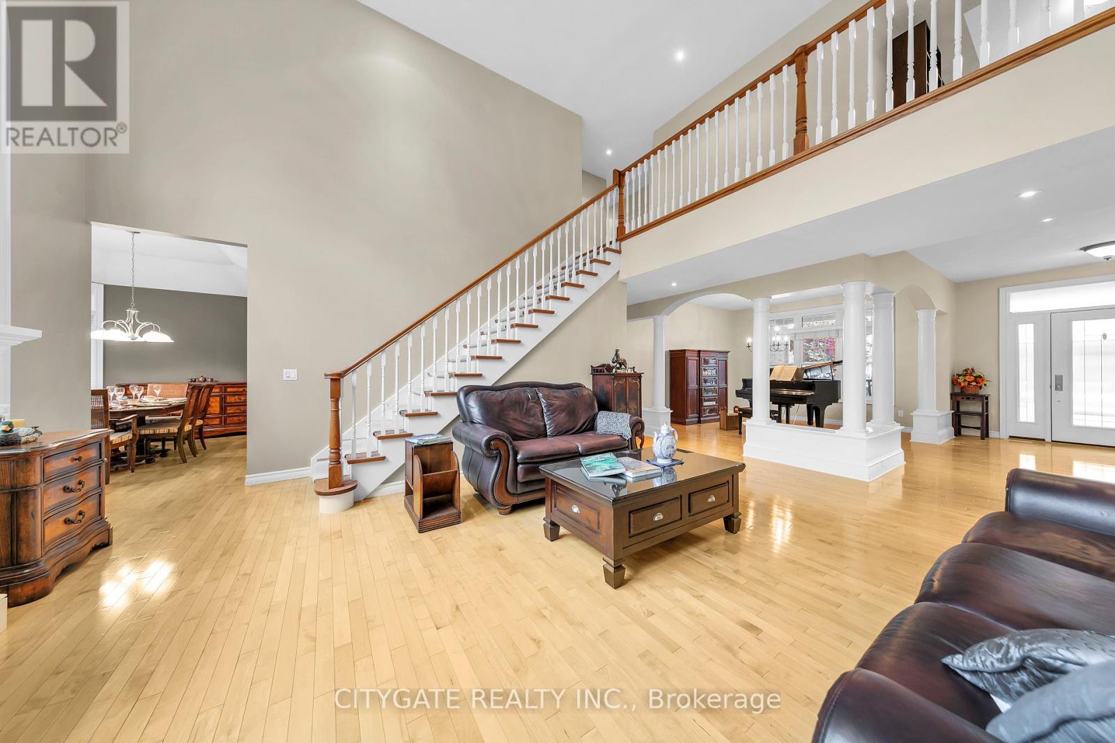 552 Falconridge Crescent, Waterloo, Ontario  N2K 4J2 - Photo 11 - X12553644