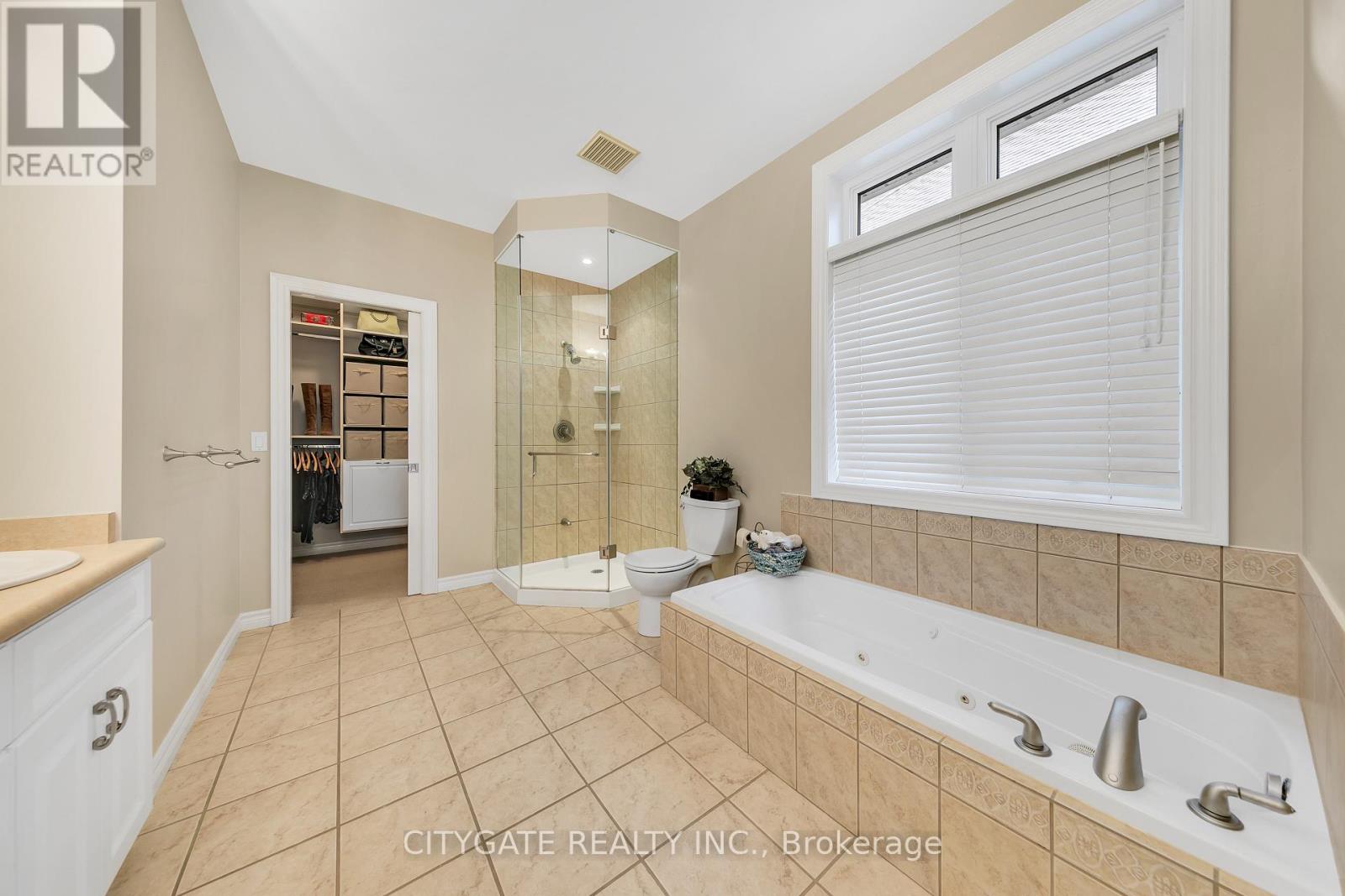 552 Falconridge Crescent, Waterloo, Ontario  N2K 4J2 - Photo 17 - X12553644