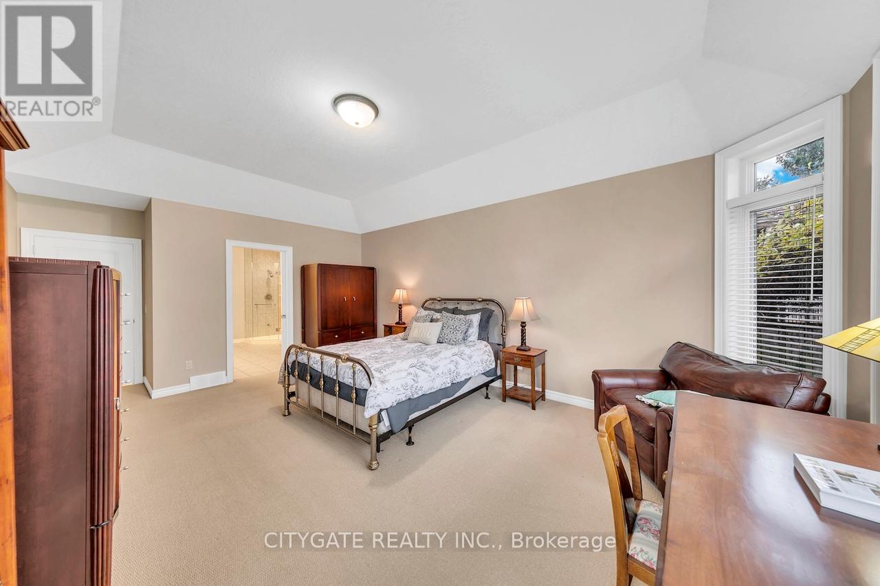 552 Falconridge Crescent, Waterloo, Ontario  N2K 4J2 - Photo 22 - X12553644