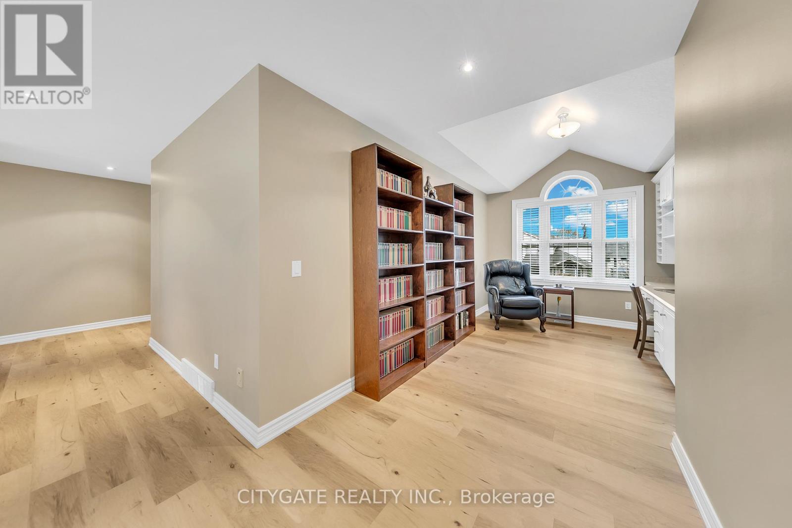 552 Falconridge Crescent, Waterloo, Ontario  N2K 4J2 - Photo 31 - X12553644