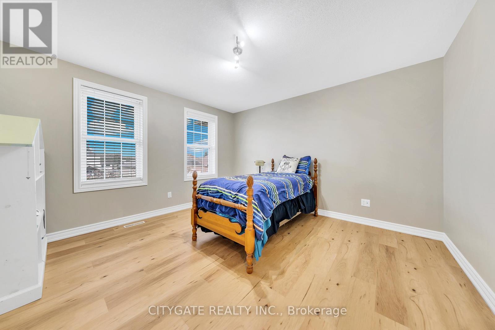 552 Falconridge Crescent, Waterloo, Ontario  N2K 4J2 - Photo 32 - X12553644