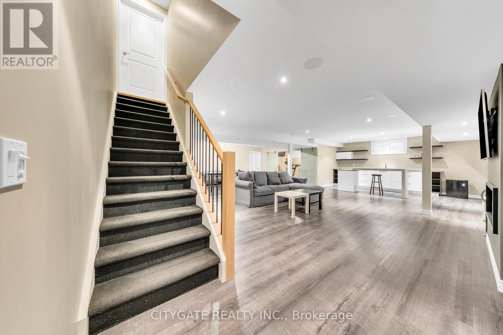 552 Falconridge Crescent, Waterloo, Ontario  N2K 4J2 - Photo 36 - X12553644