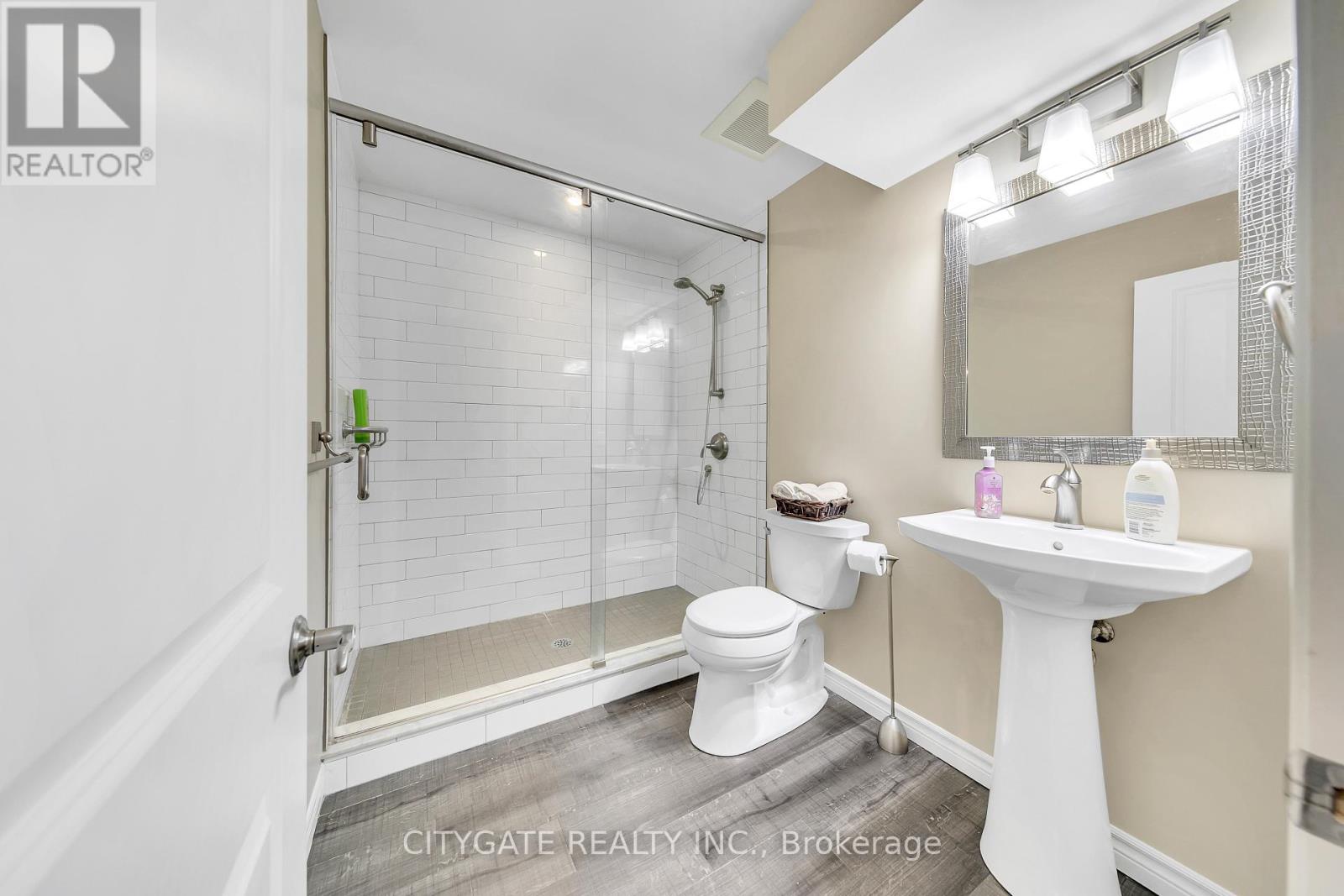 552 Falconridge Crescent, Waterloo, Ontario  N2K 4J2 - Photo 43 - X12553644