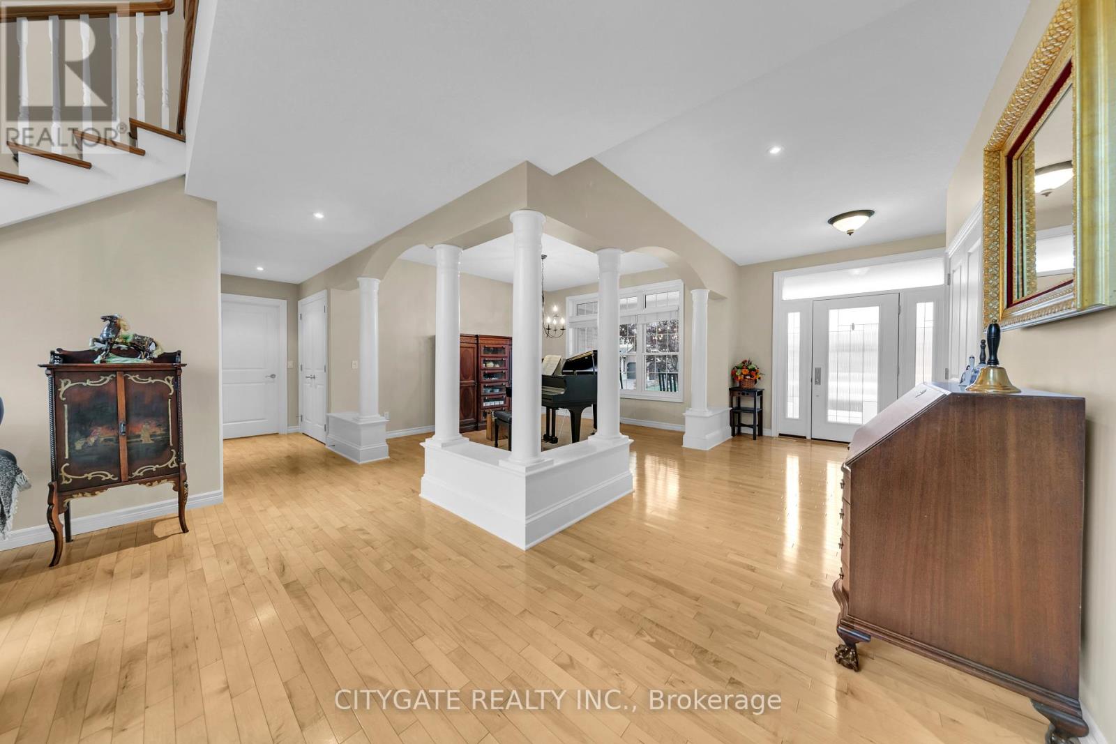 552 Falconridge Crescent, Waterloo, Ontario  N2K 4J2 - Photo 7 - X12553644