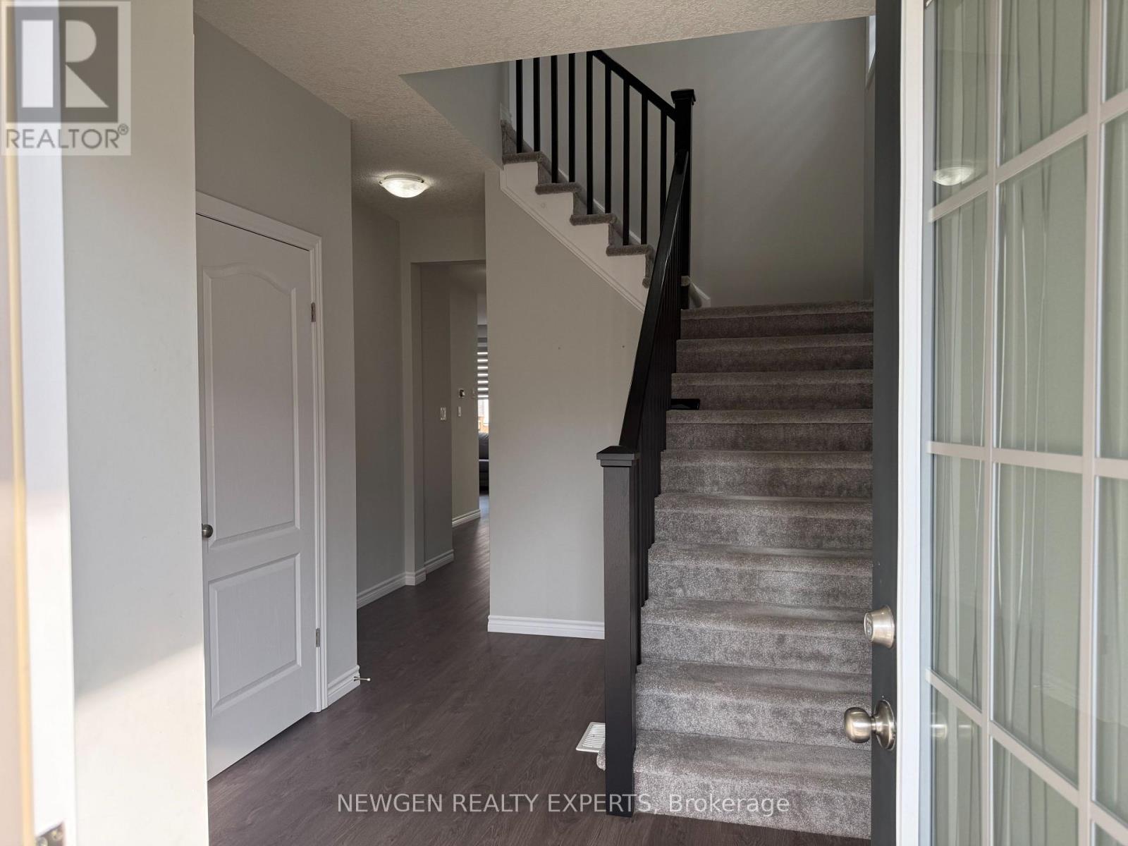 11 Gleason Crescent, Kitchener, Ontario  N2M 0B7 - Photo 14 - X12553660