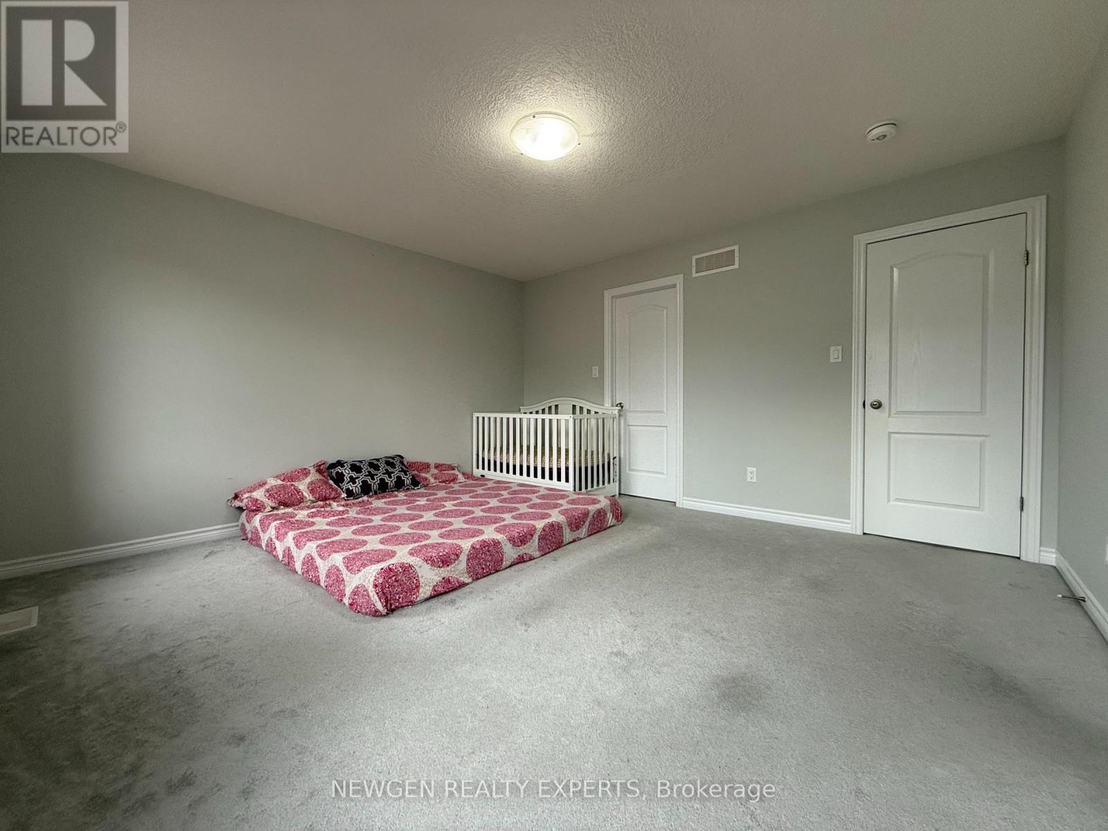 11 Gleason Crescent, Kitchener, Ontario  N2M 0B7 - Photo 27 - X12553660