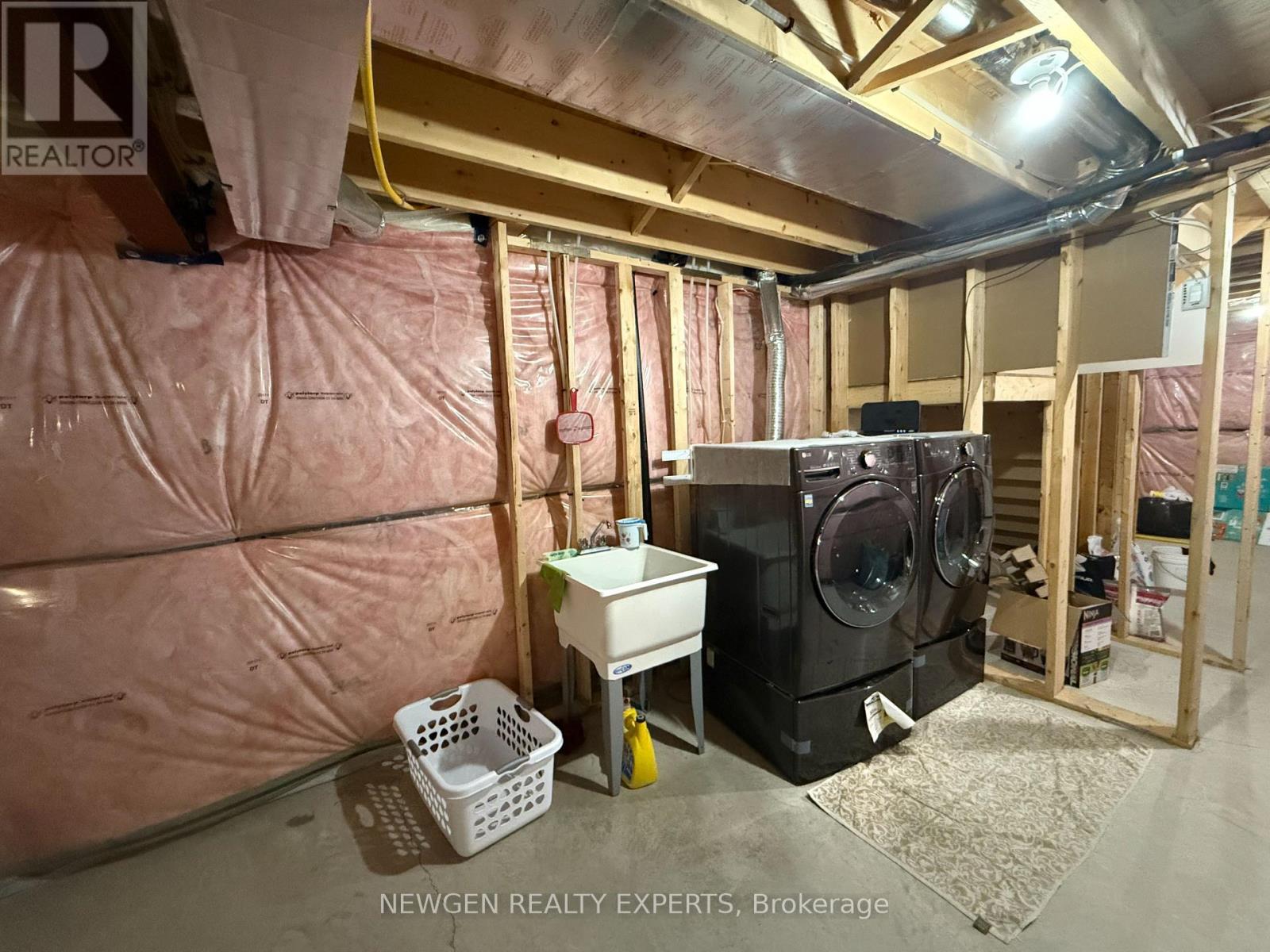 11 Gleason Crescent, Kitchener, Ontario  N2M 0B7 - Photo 34 - X12553660