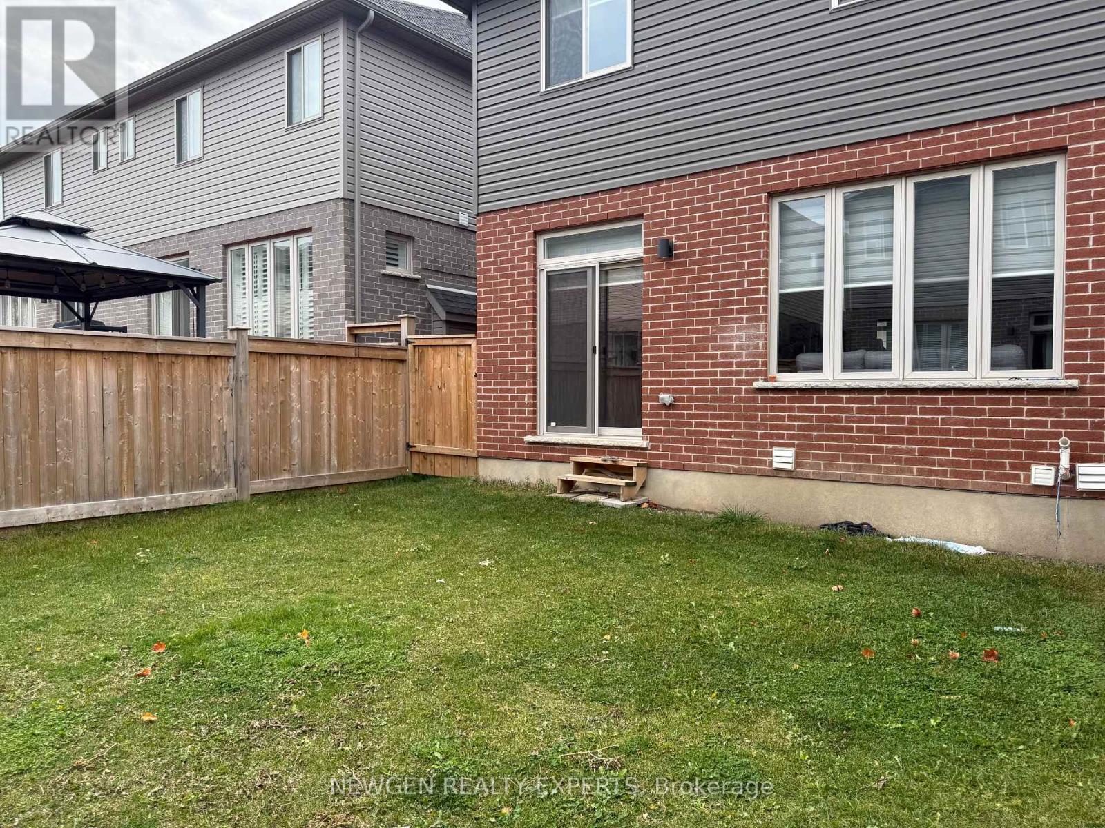 11 Gleason Crescent, Kitchener, Ontario  N2M 0B7 - Photo 35 - X12553660