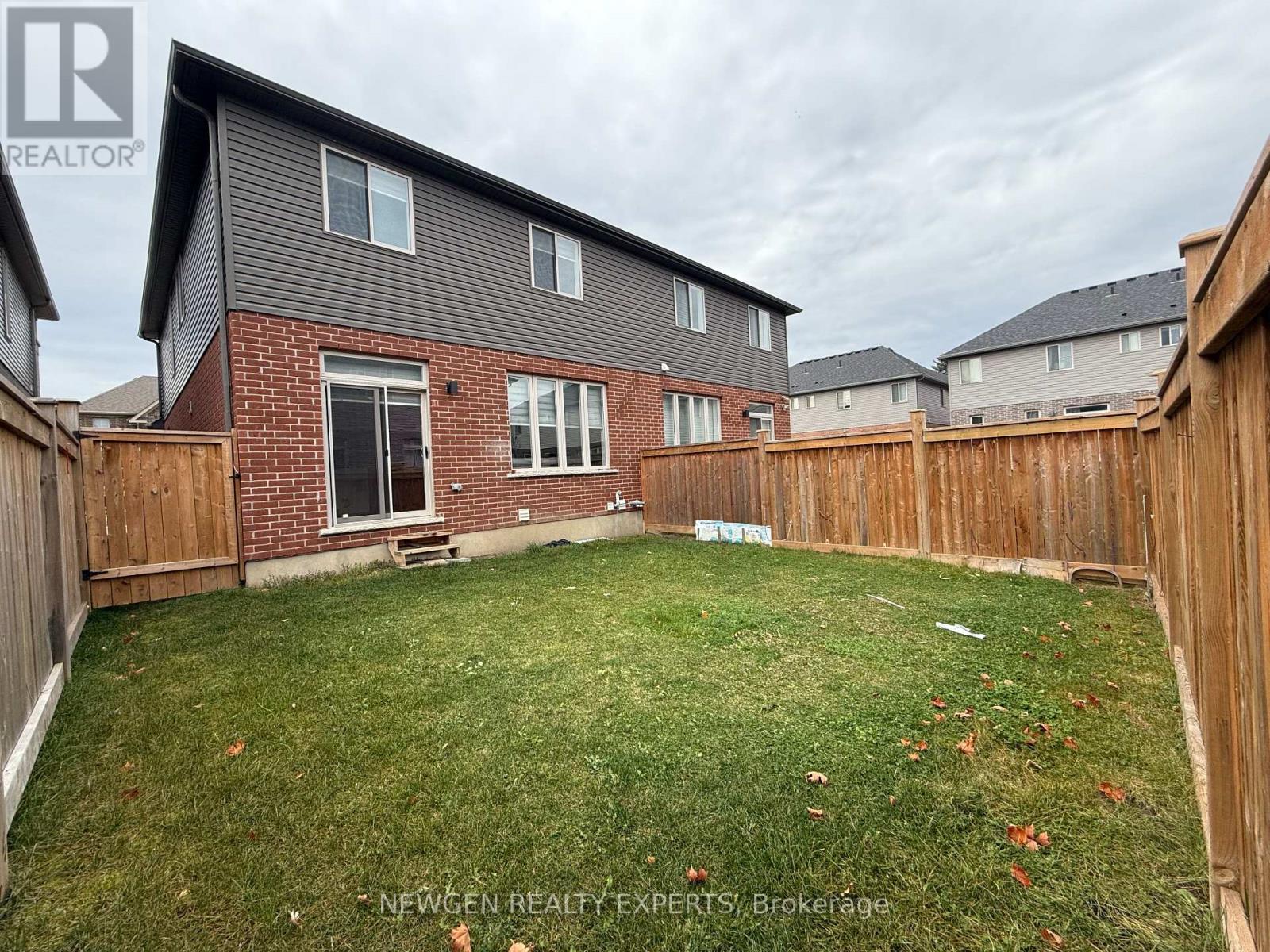 11 Gleason Crescent, Kitchener, Ontario  N2M 0B7 - Photo 37 - X12553660