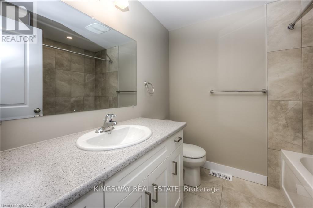 1 Highbook St. Street W, Kitchener, Ontario  N2E 3N9 - Photo 12 - X12553672