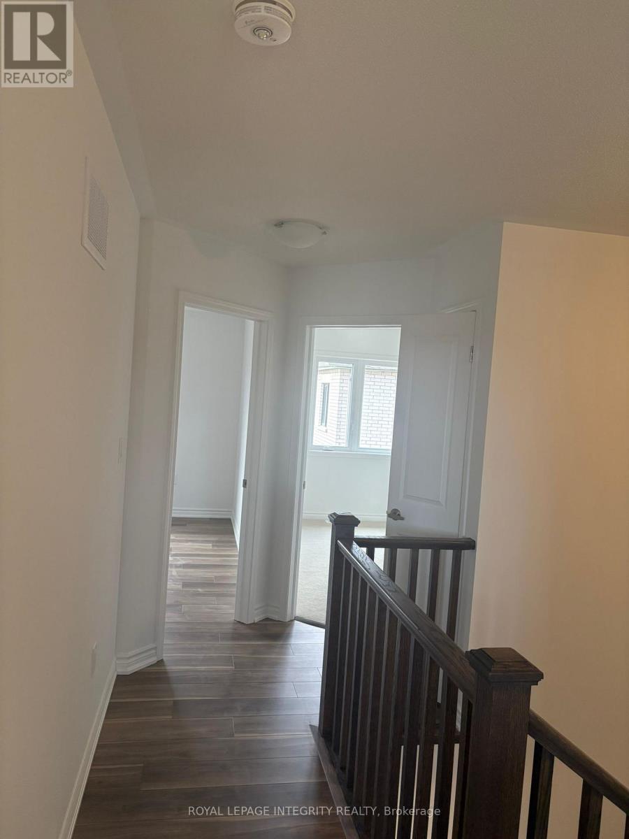 228 Greer Street, Barrie, Ontario L9J 0B7 - Photo 9 - S12553690