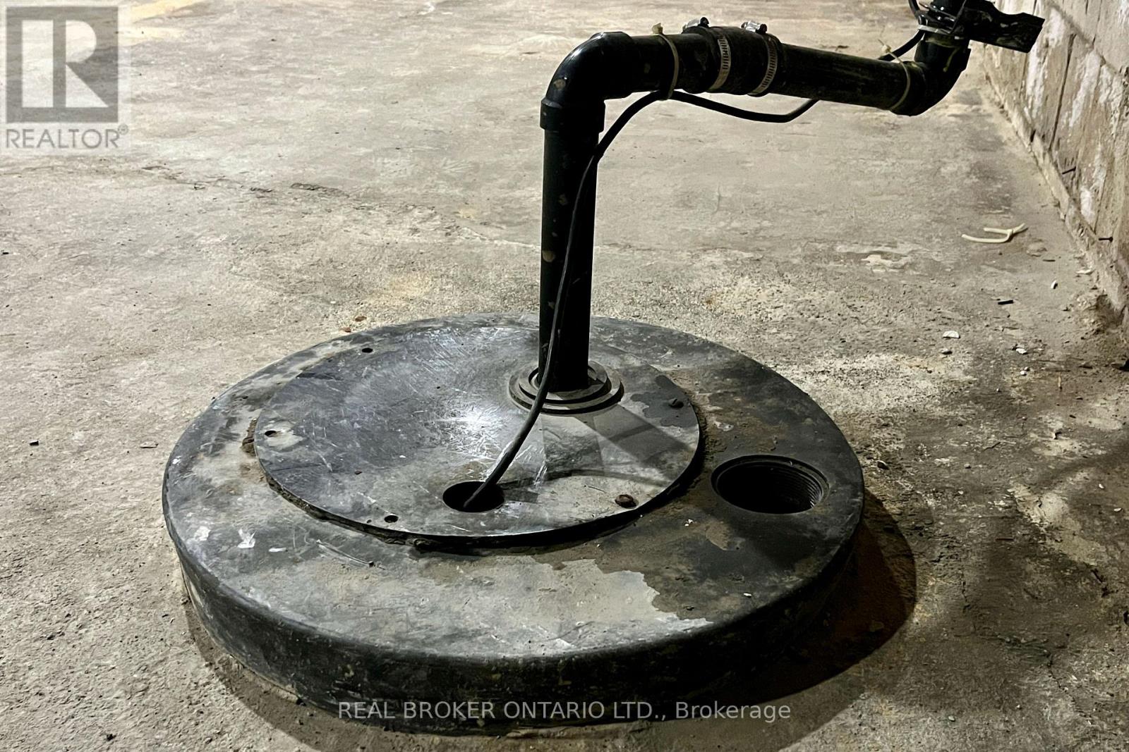 1188 Kennedy Road, Toronto, Ontario M1P 2L1 - Photo 11 - E12553708