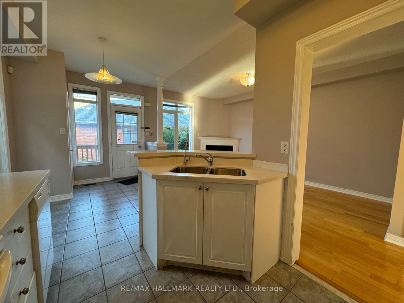 10561 Bayview Avenue, Richmond Hill, Ontario L4C 0M8 - Photo 10 - N12553700