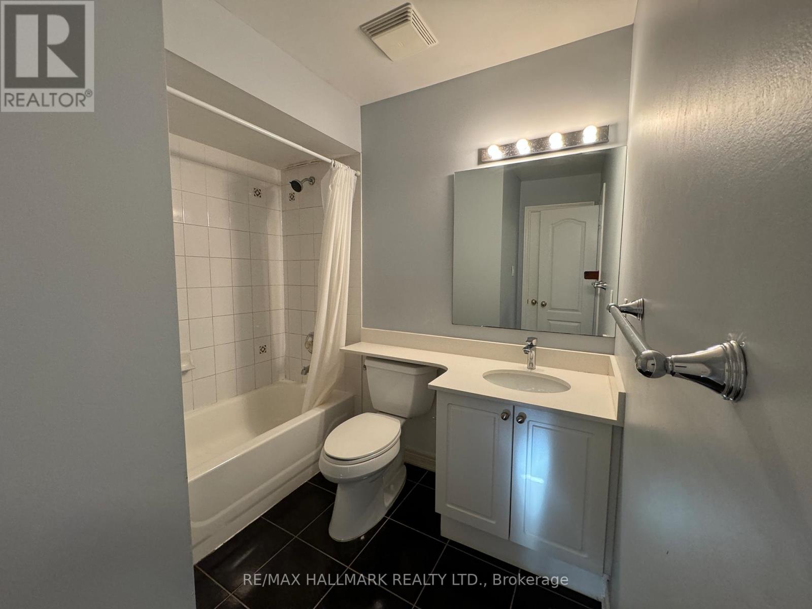 10561 Bayview Avenue, Richmond Hill, Ontario L4C 0M8 - Photo 16 - N12553700